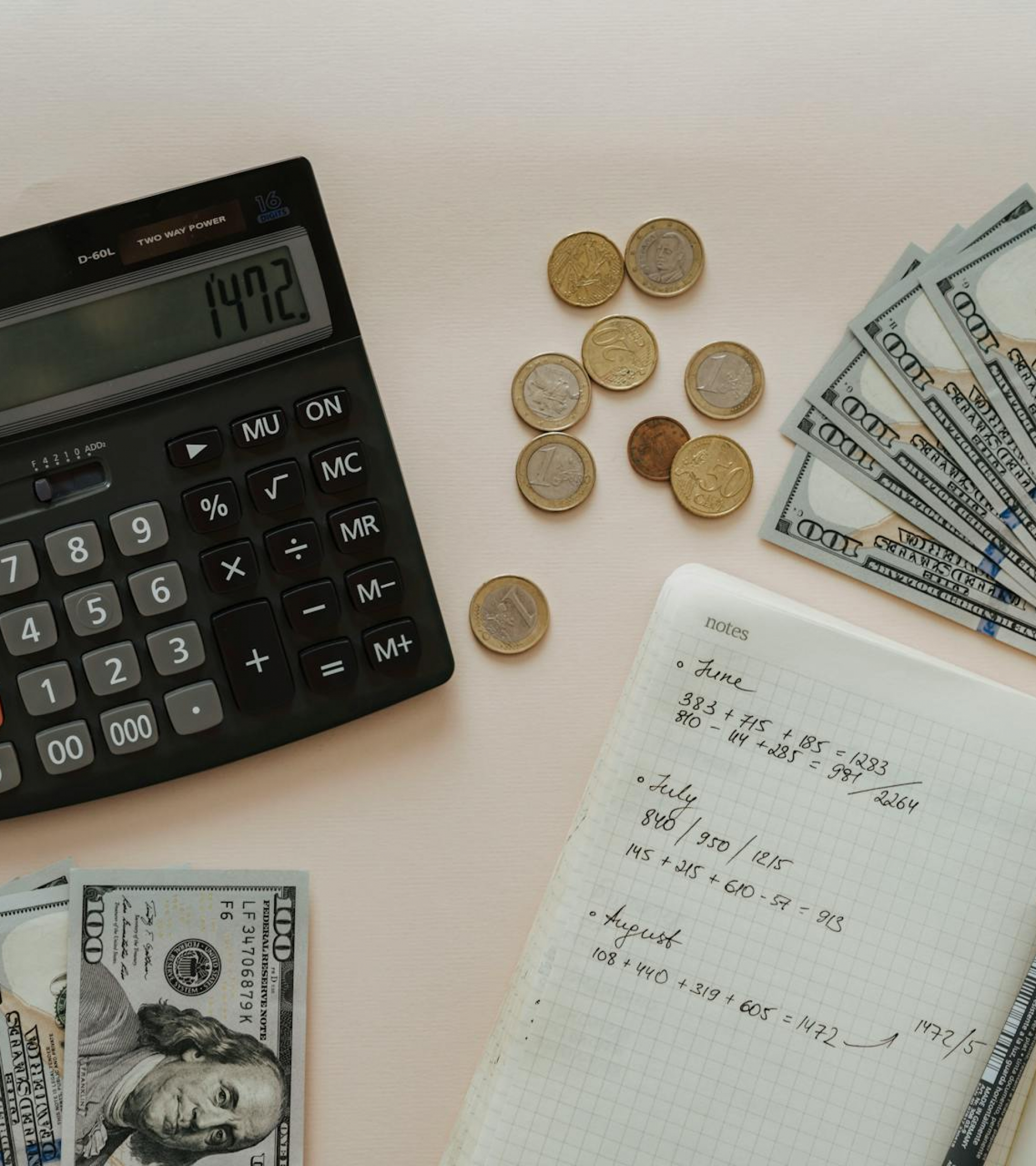 Free compound interest calculator showing savings growth chart 2026