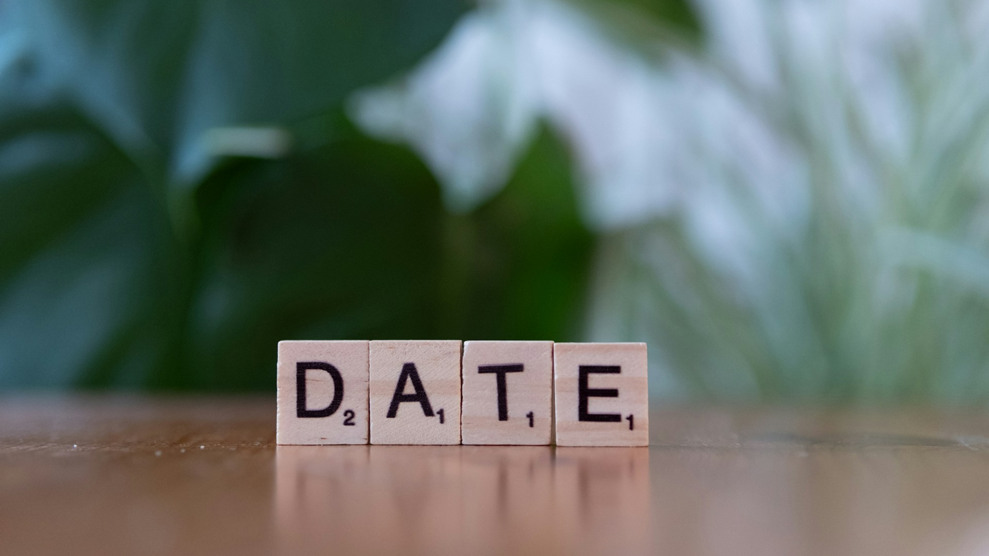 Free date calculator showing number of days between two dates and days until a future date