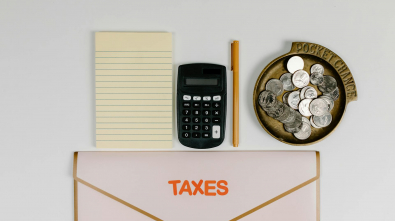 Free sales tax calculator showing tax amount and total price after adding tax