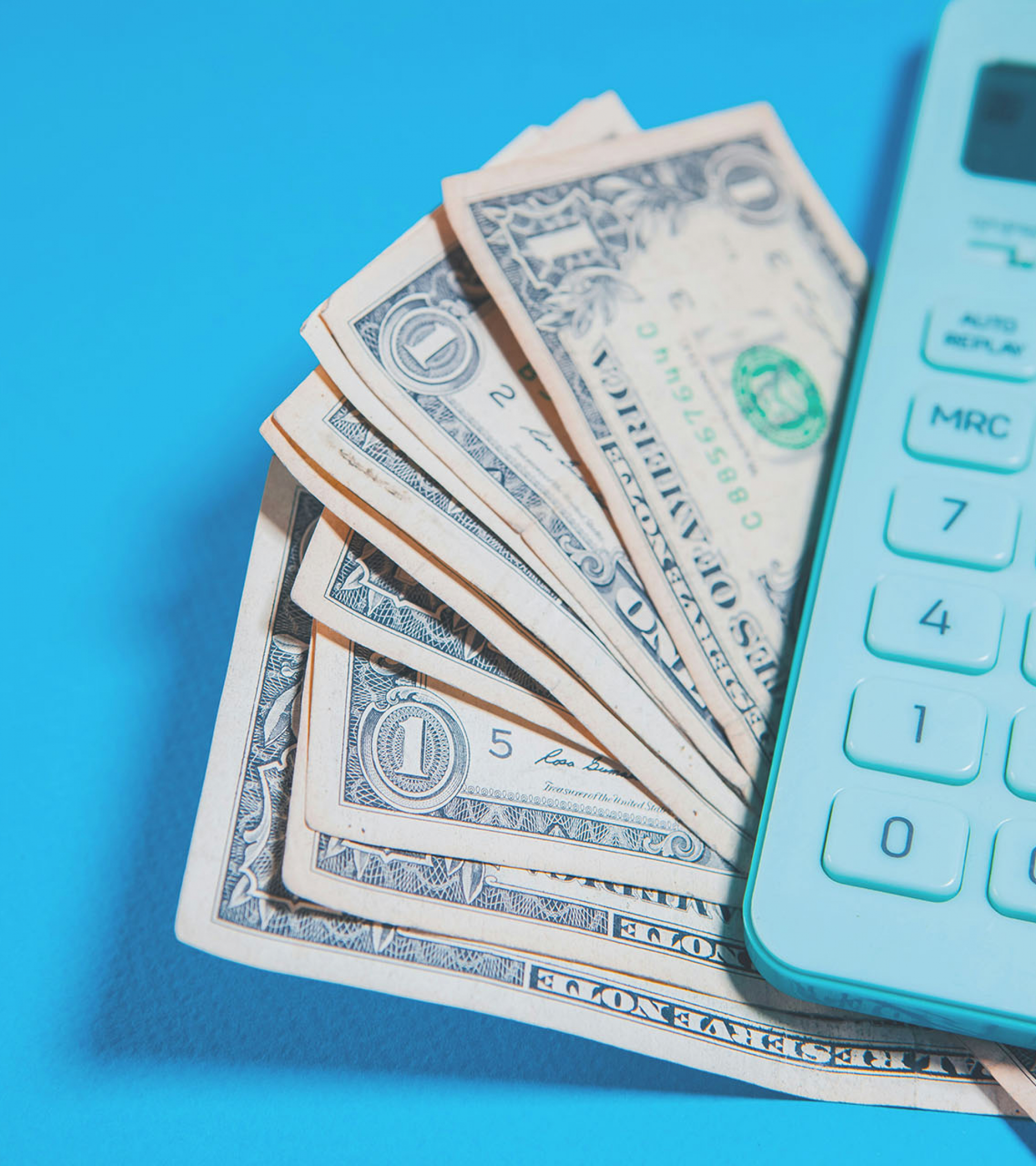 Free tip calculator showing bill amount, tip percentage and split per person