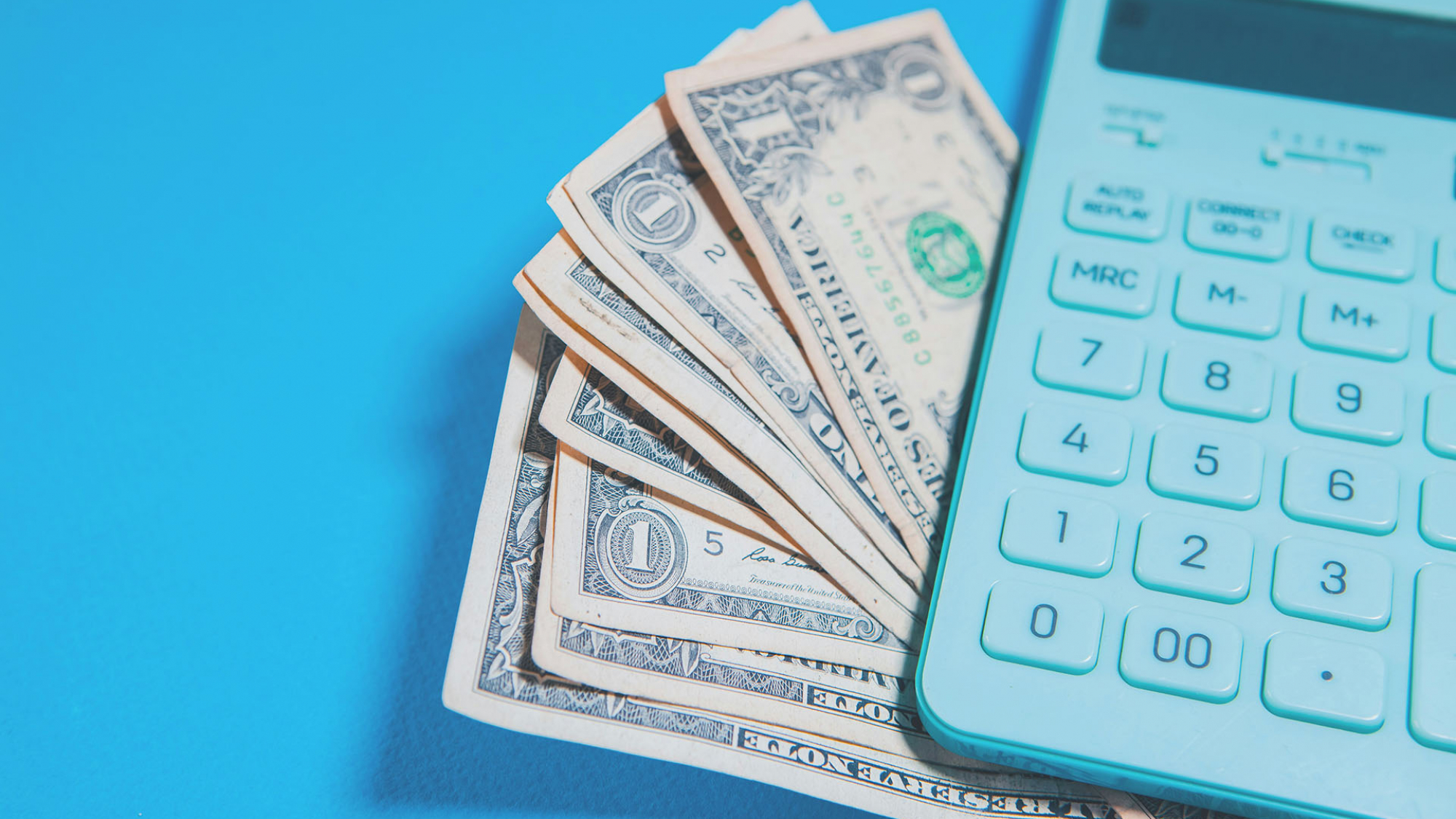 Free tip calculator showing bill amount, tip percentage and split per person