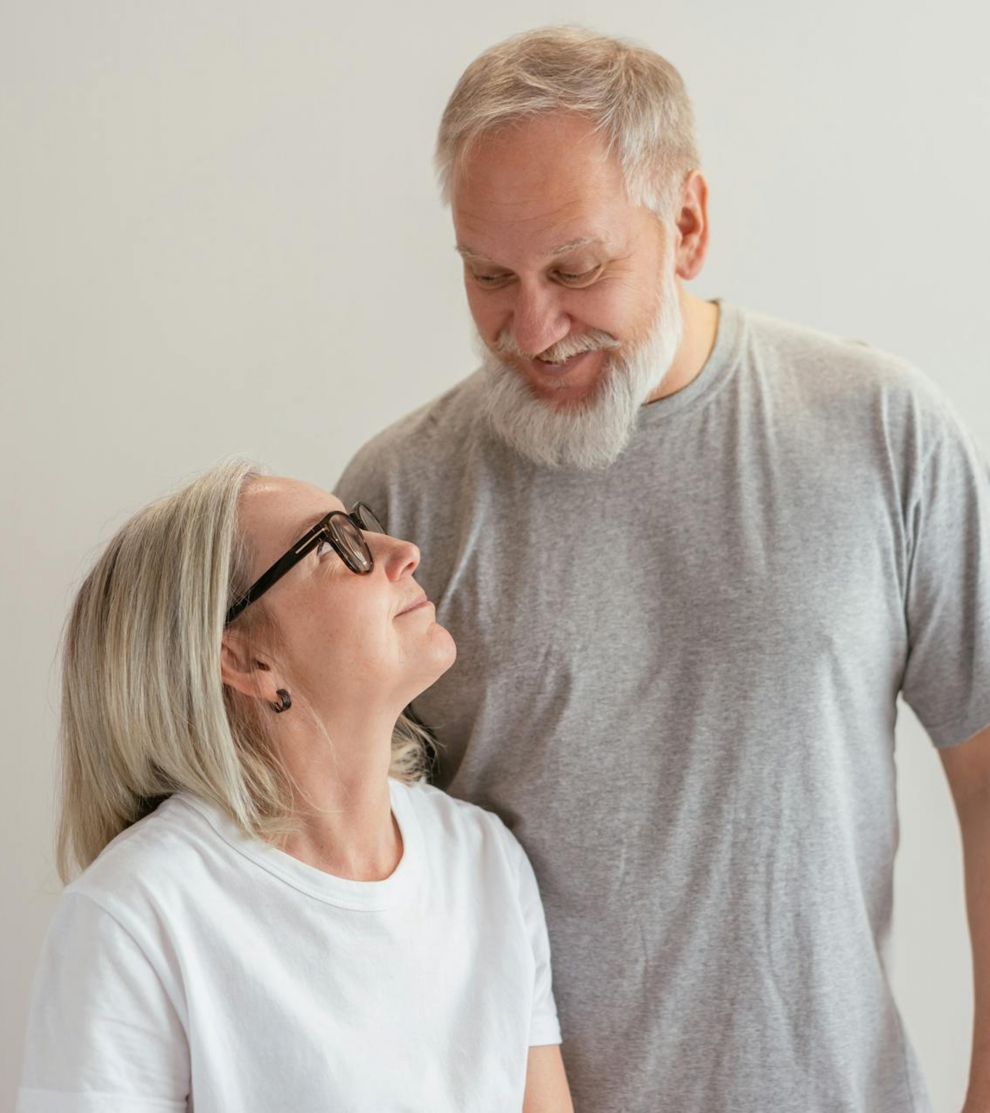 Free age difference calculator showing the age gap between two people in years, months and days