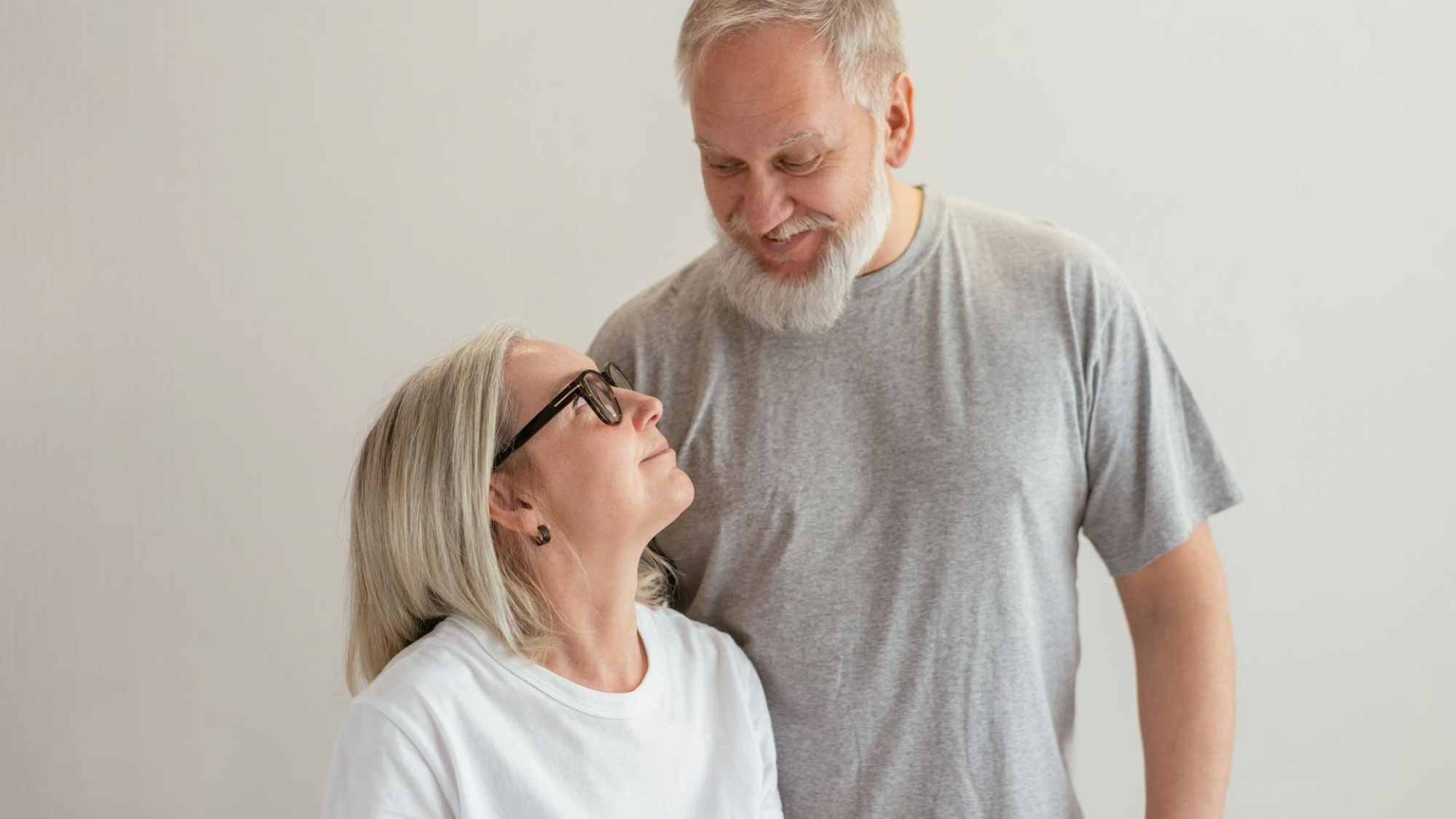 Free age difference calculator showing the age gap between two people in years, months and days