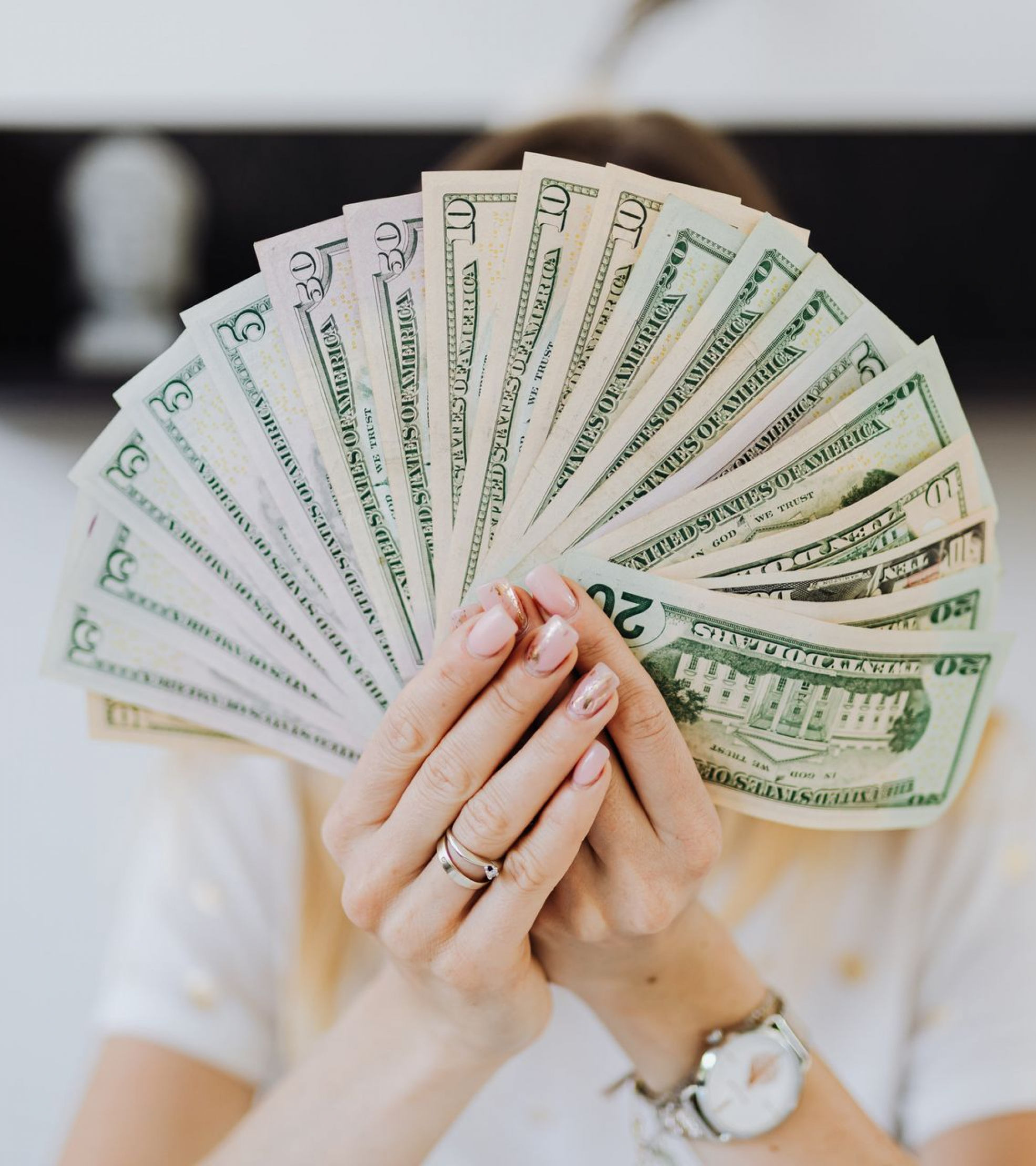 Free salary raise calculator showing new pay and increase per year, month and hour