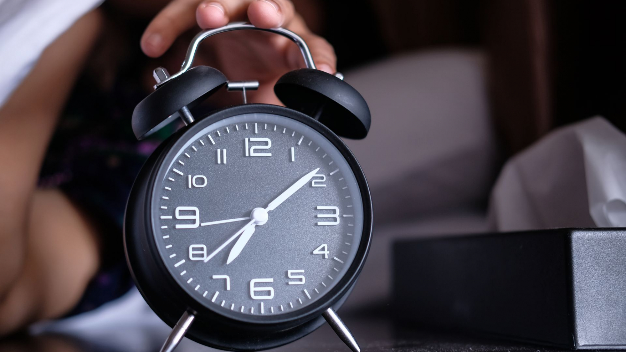 Free sleep calculator showing the best bedtime and wake-up times by sleep cycle