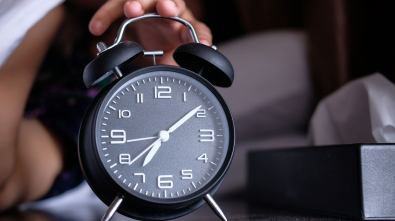 Free sleep calculator showing the best bedtime and wake-up times by sleep cycle